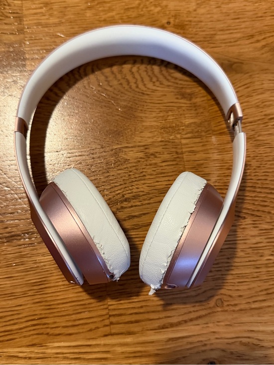 Beats by Dre Other - Beats Solo3 Wireless Headphones in Rose Gold